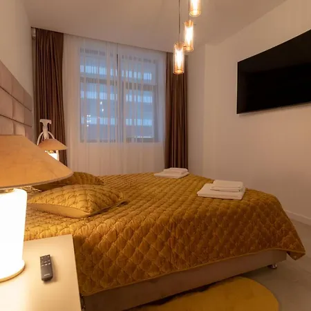 Apartament Rausse Lägenhet Mamaia